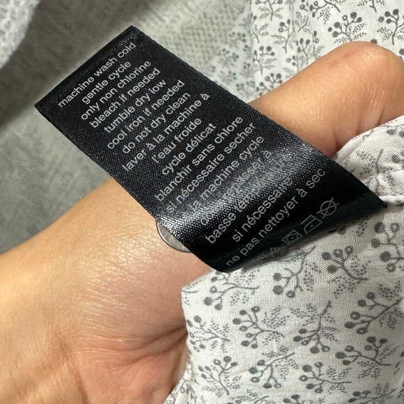 John Varvatos Star USA floral white and grey collared button up size M - Picture 8 of 11